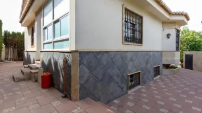 Chalet unifamiliar en venta en Calle Puntal, Padul de 350.000 €