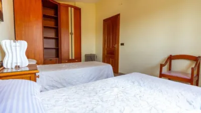 Chalet unifamiliar en venta en Calle Puntal, Padul de 350.000 €