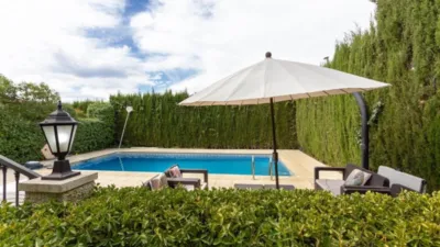 Chalet unifamiliar en venta en Calle Puntal, Padul de 350.000 €