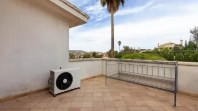 Chalet unifamiliar en venta en Calle Puntal, Padul de 350.000 €