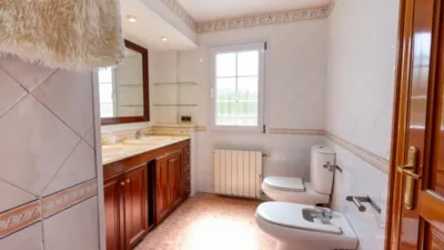 Chalet unifamiliar en venta en Calle Puntal, Padul de 350.000 €