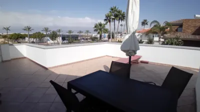 Chalet unifamiliar en venta en Calle de Andarax, 65, Urbanización de Roquetas-Las Marinas (Roquetas de Mar) de 750.000 €