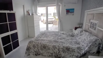 Chalet unifamiliar en venta en Calle de Andarax, 65, Urbanización de Roquetas-Las Marinas (Roquetas de Mar) de 750.000 €