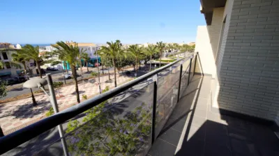 Piso en venta en Avenida de Carlos III, 169, cerca de Camino de la Gamberra, Aguadulce Norte (Distrito Aguadulce. Roquetas de Mar) de 149.500 €