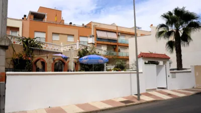 Chalet adosado en Urbanización de Roquetas-Las Marinas photo 23