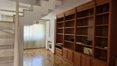Chalet adosado en venta en Calle del Roble, 24, Castillejos (Distrito Tetuán. Madrid Capital) de 1.390.000 €
