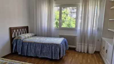 Chalet adosado en venta en Calle del Roble, 24, Castillejos (Distrito Tetuán. Madrid Capital) de 1.390.000 €