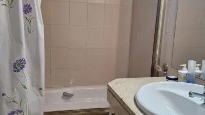 Chalet adosado en venta en Calle del Roble, 24, Castillejos (Distrito Tetuán. Madrid Capital) de 1.390.000 €