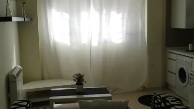 Piso en alquiler en Calle de José María de Pereda, cerca de Calle de los Collados - Imagen 3