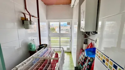 Piso en venta en Carrer de la Foneria, cerca de Carrer de la Mecànica, La Marina del Port-Parc de Montjuïc (Distrito Sants-Montjuïc. Barcelona Capital) de 375.000 €