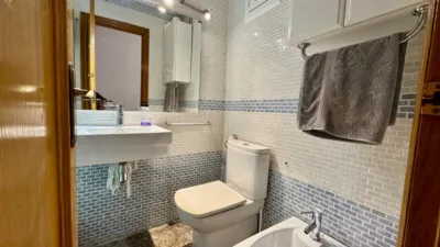 Piso en venta en Carrer de la Foneria, cerca de Carrer de la Mecànica, La Marina del Port-Parc de Montjuïc (Distrito Sants-Montjuïc. Barcelona Capital) de 375.000 €