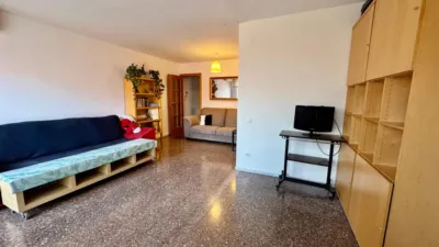 Piso en venta en Carrer de la Foneria, cerca de Carrer de la Mecànica, La Marina del Port-Parc de Montjuïc (Distrito Sants-Montjuïc. Barcelona Capital) de 375.000 €