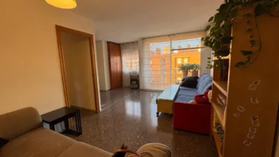Piso en venta en Carrer de la Foneria, cerca de Carrer de la Mecànica, La Marina del Port-Parc de Montjuïc (Distrito Sants-Montjuïc. Barcelona Capital) de 375.000 €