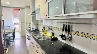 Piso en venta en Carrer de la Foneria, cerca de Carrer de la Mecànica, La Marina del Port-Parc de Montjuïc (Distrito Sants-Montjuïc. Barcelona Capital) de 375.000 €