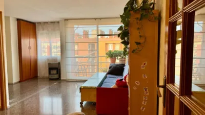 Piso en venta en Carrer de la Foneria, cerca de Carrer de la Mecànica, La Marina del Port-Parc de Montjuïc (Distrito Sants-Montjuïc. Barcelona Capital) de 375.000 €