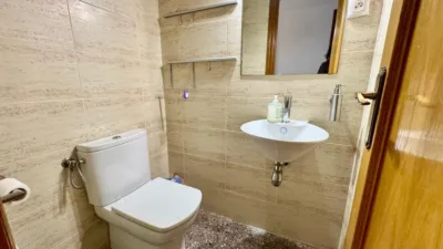 Piso en venta en Carrer de la Foneria, cerca de Carrer de la Mecànica, La Marina del Port-Parc de Montjuïc (Distrito Sants-Montjuïc. Barcelona Capital) de 375.000 €