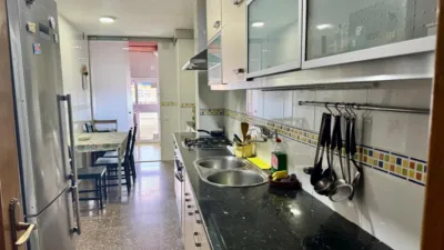 Piso en venta en Carrer de la Foneria, cerca de Carrer de la Mecànica, La Marina del Port-Parc de Montjuïc (Distrito Sants-Montjuïc. Barcelona Capital) de 375.000 €