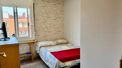 Piso en venta en Carrer de la Foneria, cerca de Carrer de la Mecànica, La Marina del Port-Parc de Montjuïc (Distrito Sants-Montjuïc. Barcelona Capital) de 375.000 €