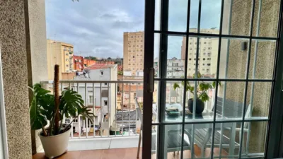 Piso en venta en Carrer de la Mare de Déu de Port, cerca de Carrer de l' Aviador Ruiz de Alda, La Marina del Port-Parc de Montjuïc (Distrito Sants-Montjuïc. Barcelona Capital) de 390.000 €