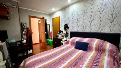 Piso en venta en Carrer de la Mare de Déu de Port, cerca de Carrer de l' Aviador Ruiz de Alda, La Marina del Port-Parc de Montjuïc (Distrito Sants-Montjuïc. Barcelona Capital) de 269.000 €