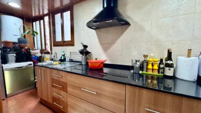 Piso en venta en Carrer de la Mare de Déu de Port, cerca de Carrer de l' Aviador Ruiz de Alda, La Marina del Port-Parc de Montjuïc (Distrito Sants-Montjuïc. Barcelona Capital) de 269.000 €