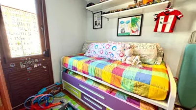 Piso en venta en Carrer de la Mare de Déu de Port, cerca de Carrer de l' Aviador Ruiz de Alda, La Marina del Port-Parc de Montjuïc (Distrito Sants-Montjuïc. Barcelona Capital) de 269.000 €