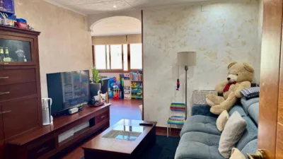 Piso en venta en Carrer de la Mare de Déu de Port, cerca de Carrer de l' Aviador Ruiz de Alda, La Marina del Port-Parc de Montjuïc (Distrito Sants-Montjuïc. Barcelona Capital) de 269.000 €