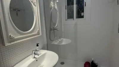 Piso en venta en Passeig de la Zona Franca, La Marina del Port-Parc de Montjuïc (Distrito Sants-Montjuïc. Barcelona Capital) de 290.000 €
