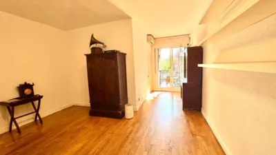 Piso en venta en Passeig de la Zona Franca, La Marina del Port-Parc de Montjuïc (Distrito Sants-Montjuïc. Barcelona Capital) de 290.000 €