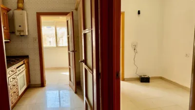Piso en venta en Carrer de Sagunt, cerca de Carrer dels Jocs Florals, Sants (Distrito Sants-Montjuïc. Barcelona Capital) de 299.000 €