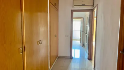 Piso en venta en Carrer de Sagunt, cerca de Carrer dels Jocs Florals, Sants (Distrito Sants-Montjuïc. Barcelona Capital) de 299.000 €