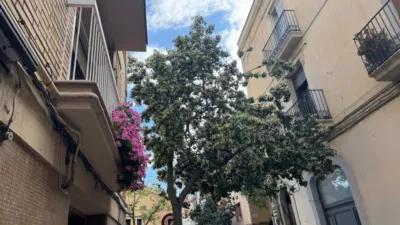Piso en venta en Carrer de Sagunt, cerca de Carrer dels Jocs Florals, Sants (Distrito Sants-Montjuïc. Barcelona Capital) de 299.000 €