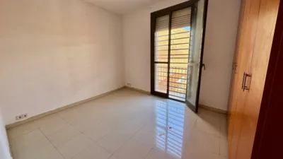 Piso en venta en Carrer de Sagunt, cerca de Carrer dels Jocs Florals, Sants (Distrito Sants-Montjuïc. Barcelona Capital) de 299.000 €