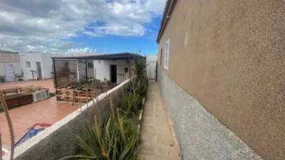 Chalet unifamiliar en venta en Calle de los Hermanos Lumière, Cruce de Arinaga (Agüimes) de 470.000 €