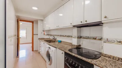 Apartment on Carrer de Venezuela photo 9