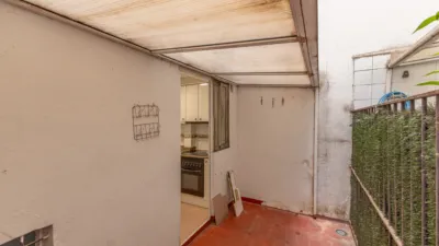 Apartment on Carrer de Venezuela photo 19