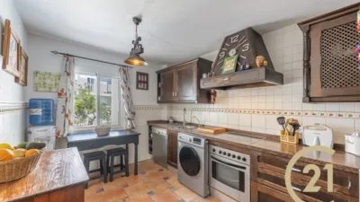 Duplex penthouse on Calle de los Granadillos, 25 photo 9