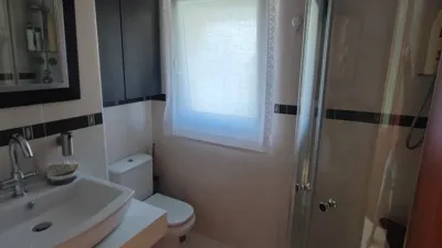 Chalet en venta en Calle de los Mozos, Guarnizo (El Astillero) de 460.000 €