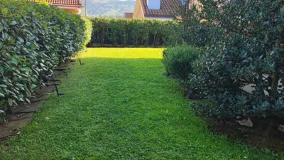 Chalet en venta en Calle de los Mozos, Guarnizo (El Astillero) de 460.000 €