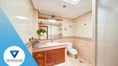 Casa en venta en Avenida de Carlos III, cerca de Calle de Máximo Cuervo, Aguadulce Sur (Distrito Aguadulce. Roquetas de Mar) de 800.000 €