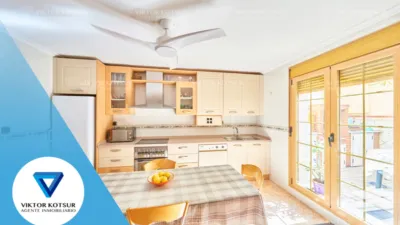 Casa en venta en Avenida de Carlos III, cerca de Calle de Máximo Cuervo, Aguadulce Sur (Distrito Aguadulce. Roquetas de Mar) de 800.000 €