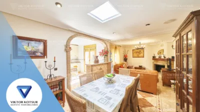 Casa en venta en Avenida de Carlos III, cerca de Calle de Máximo Cuervo, Aguadulce Sur (Distrito Aguadulce. Roquetas de Mar) de 800.000 €