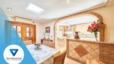 Casa en venta en Avenida de Carlos III, cerca de Calle de Máximo Cuervo, Aguadulce Sur (Distrito Aguadulce. Roquetas de Mar) de 800.000 €