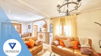 Casa en venta en Avenida de Carlos III, cerca de Calle de Máximo Cuervo, Aguadulce Sur (Distrito Aguadulce. Roquetas de Mar) de 800.000 €