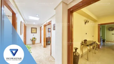 Casa en venta en Avenida de Carlos III, cerca de Calle de Máximo Cuervo, Aguadulce Sur (Distrito Aguadulce. Roquetas de Mar) de 800.000 €