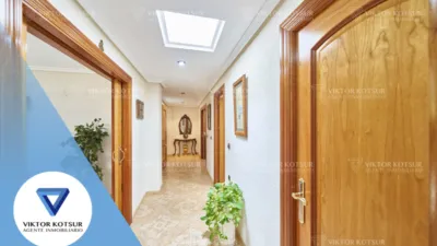 Casa en venta en Avenida de Carlos III, cerca de Calle de Máximo Cuervo, Aguadulce Sur (Distrito Aguadulce. Roquetas de Mar) de 800.000 €