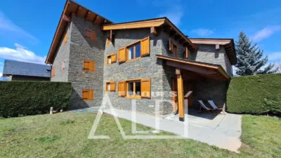 House on Avinguda Pirineus photo 5