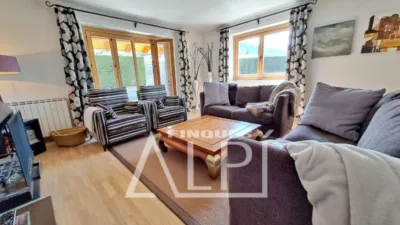 Casa en Avinguda Pirineus photo 8
