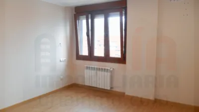 Piso en alquiler en Centro, Centro (Oviedo) de 985 €<span>/mes</span>