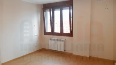 Piso en alquiler en Centro, Centro (Oviedo) de 985 €<span>/mes</span>